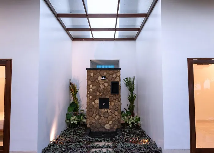 Floro Canggu By Dhananjaya Hospitality * Munggu