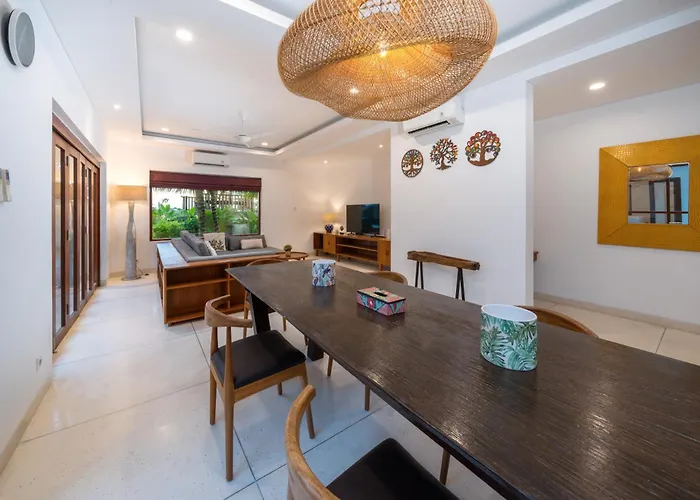 Floro Canggu By Dhananjaya Hospitality ヴィラ Munggu