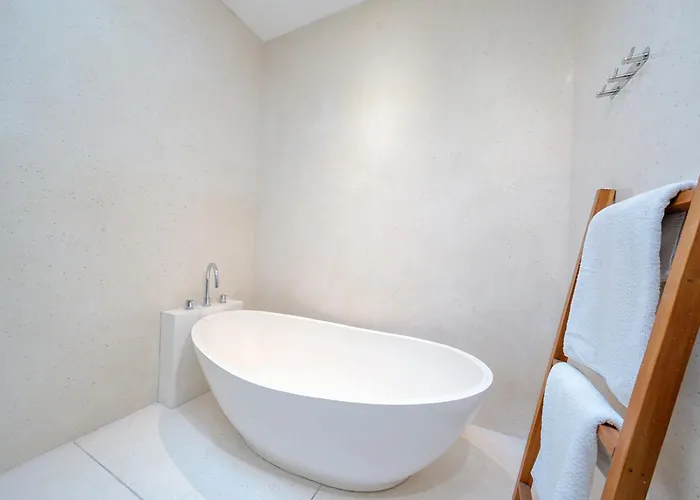 别墅 Floro Canggu By Dhananjaya Hospitality Munggu