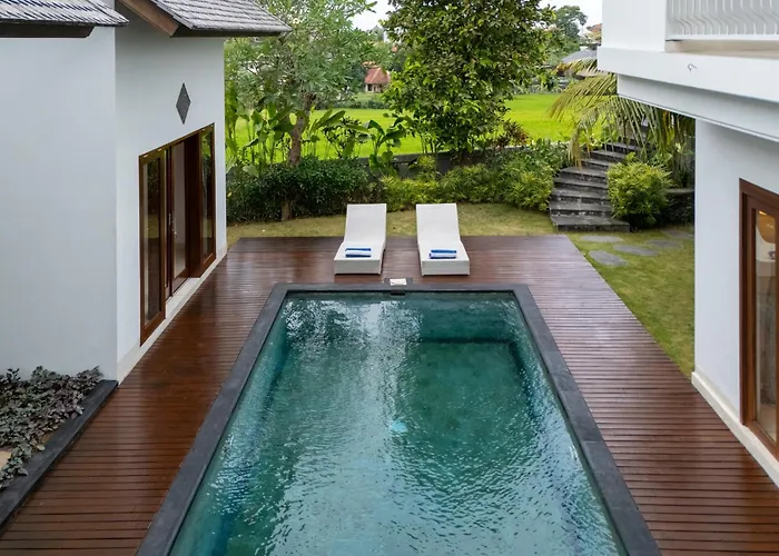 Floro Canggu By Dhananjaya Hospitality ヴィラ